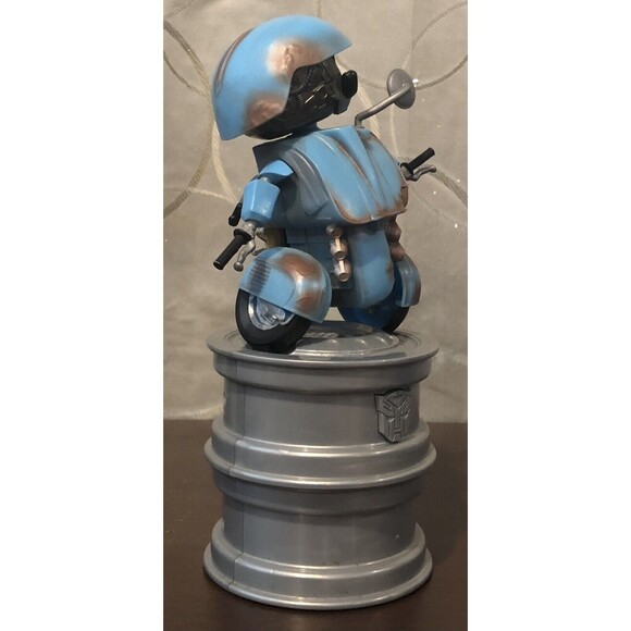 Transformers Dancing Autobot Sqweeks The Last Knight RC Toy Figure Hasbro - Picture 8 of 11